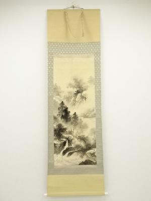 春山筆　水墨山水　肉筆絹本掛軸